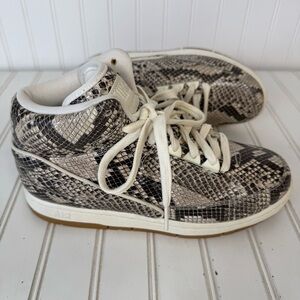 Nike Air Python‎ Sneakers Men’s Size 8.5 Snake Print High Top 705066-201